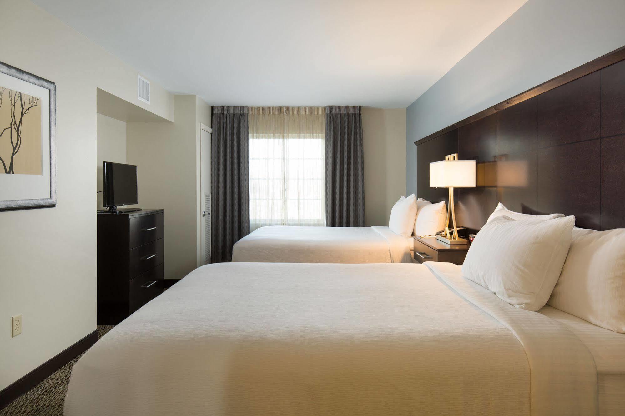 Staybridge Suites Corona South By Ihg Exterior photo
